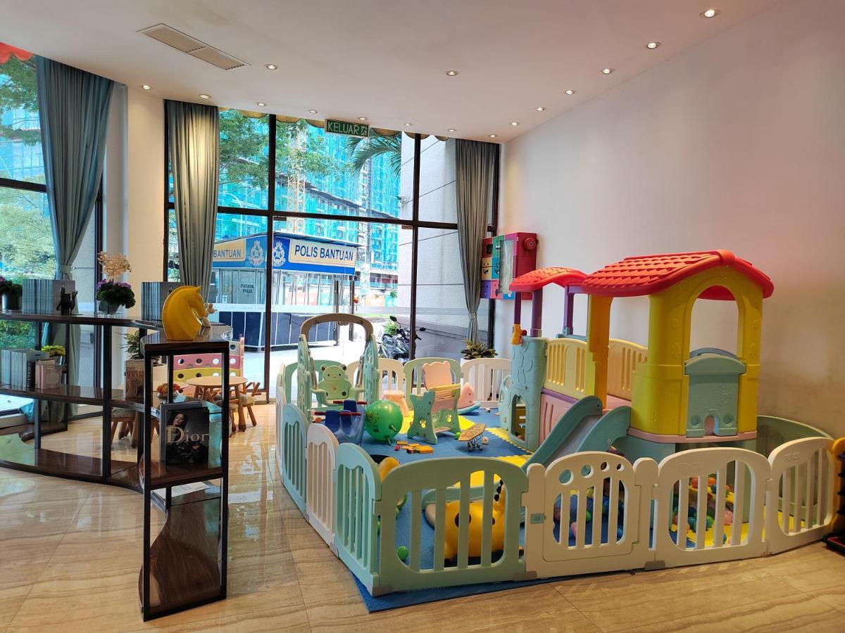 ג'והור בהרו Central Park Homestay מראה חיצוני תמונה